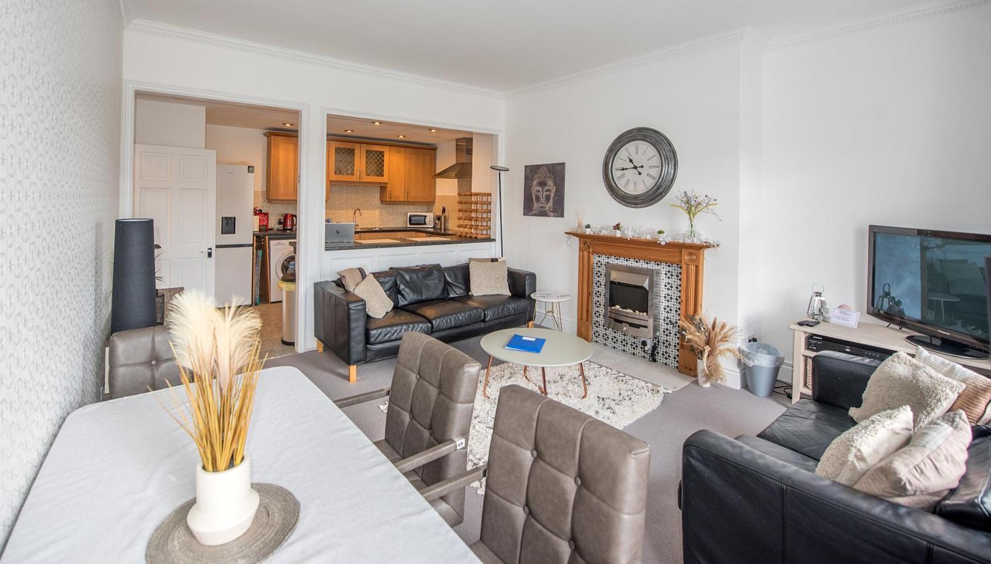 באת' Grosvenor Pad - Lovely 2-Bed Flat - Free On Street Parking מראה חיצוני תמונה