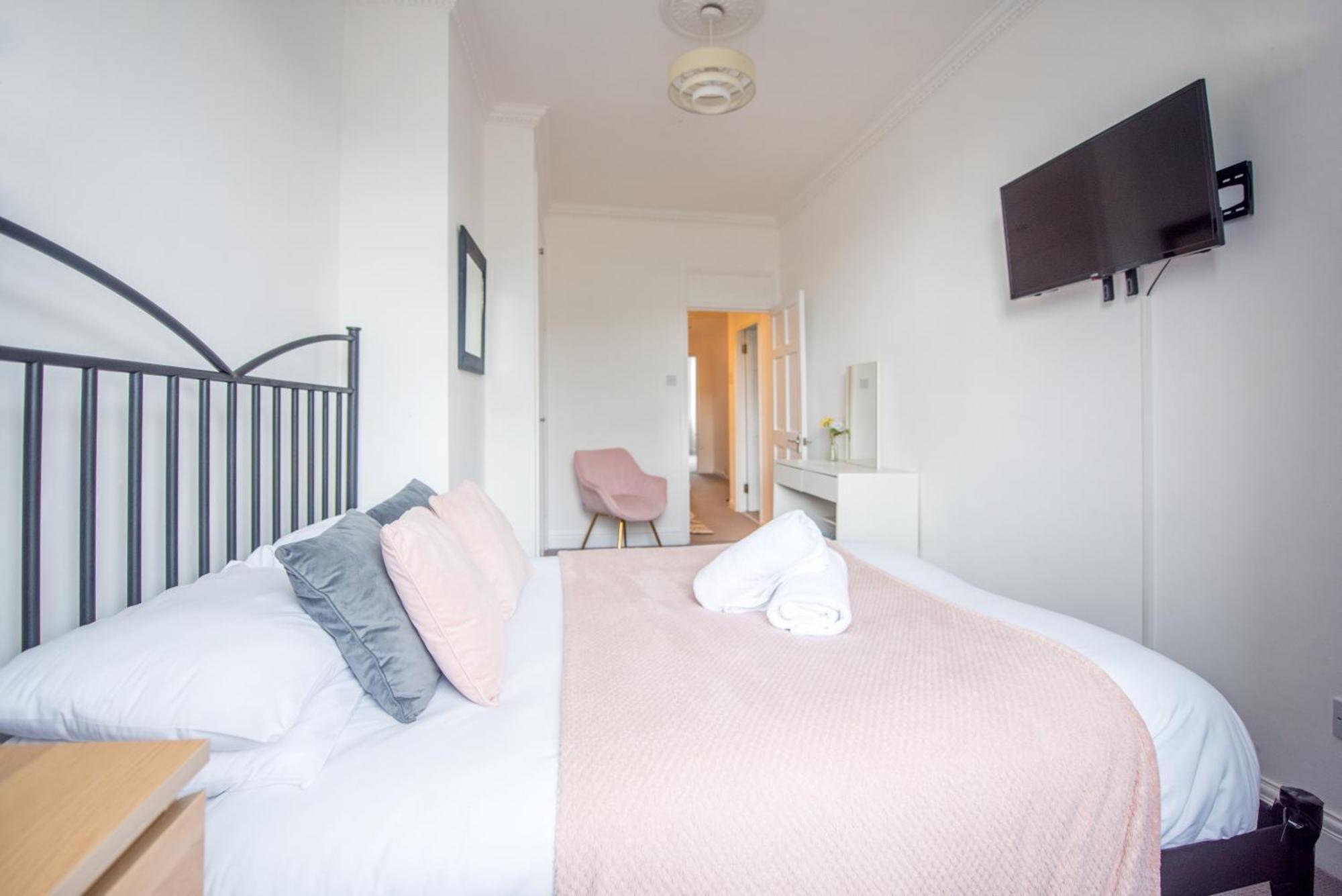 באת' Grosvenor Pad - Lovely 2-Bed Flat - Free On Street Parking מראה חיצוני תמונה