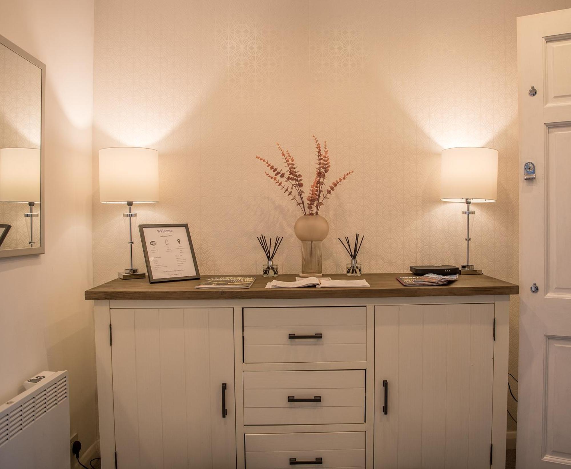באת' Grosvenor Pad - Lovely 2-Bed Flat - Free On Street Parking מראה חיצוני תמונה